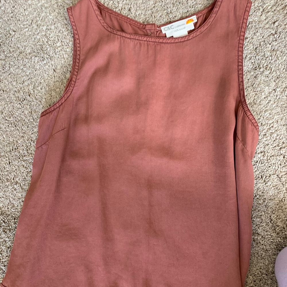 Pink tank